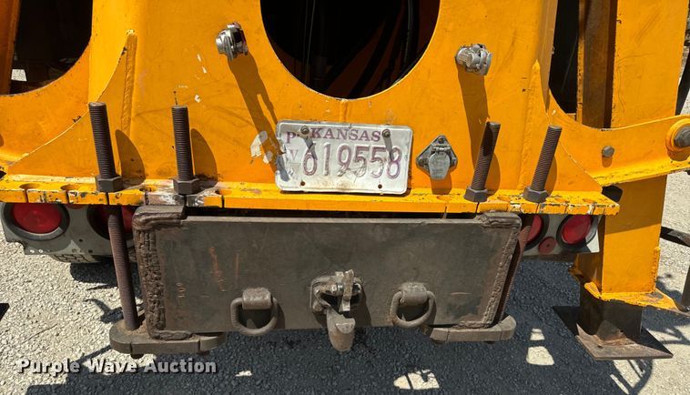 image for item DQ6771 2007 Sterling grapple crane truck