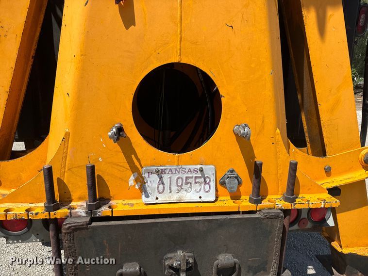 image for item DQ6771 2007 Sterling grapple crane truck