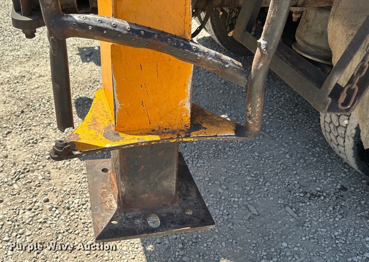 image for item DQ6771 2007 Sterling grapple crane truck