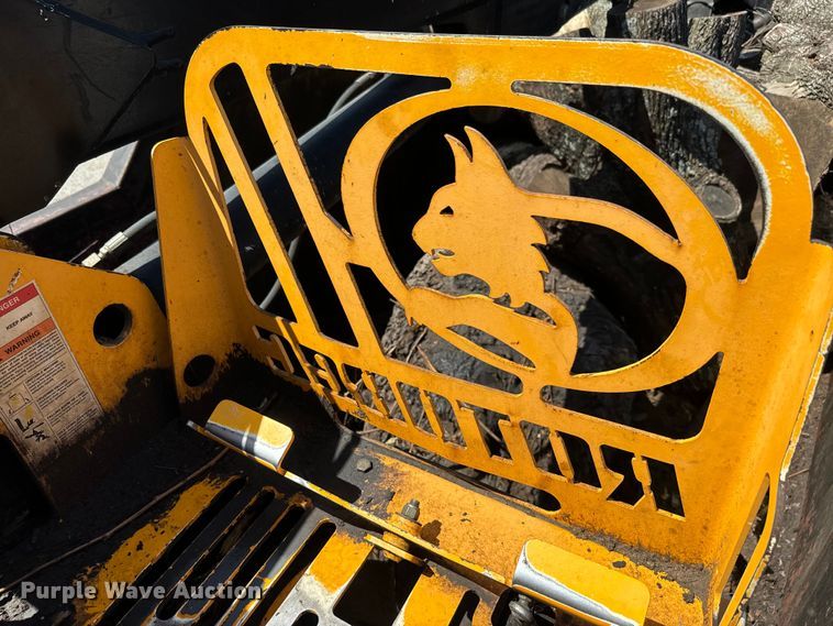 image for item DQ6771 2007 Sterling grapple crane truck