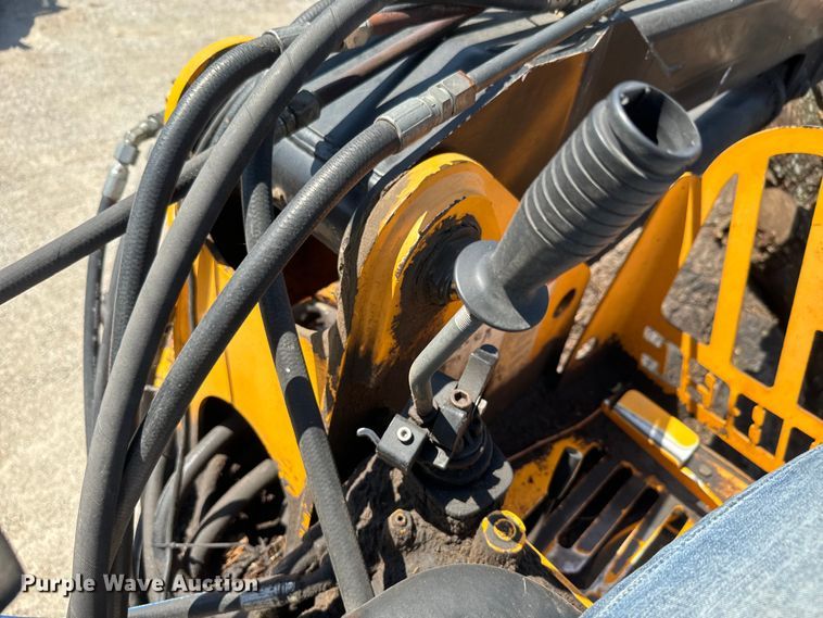 image for item DQ6771 2007 Sterling grapple crane truck