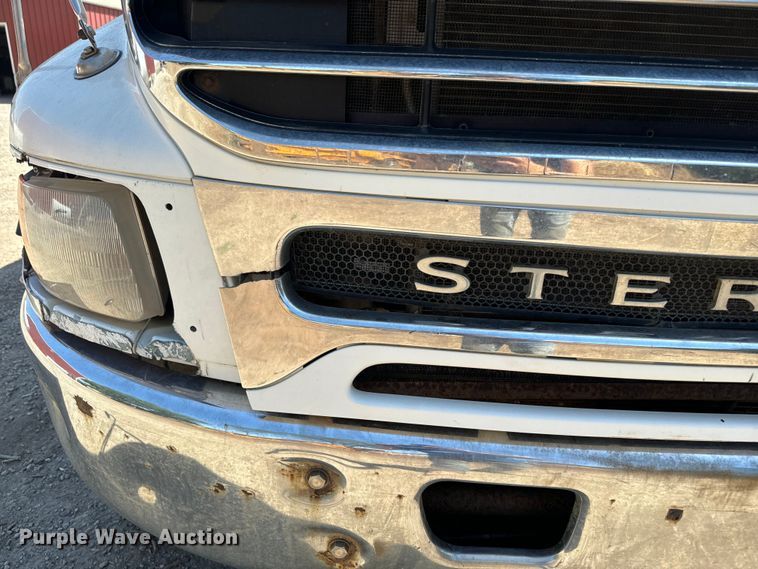 image for item DQ6771 2007 Sterling grapple crane truck