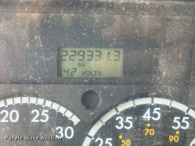 image for item DQ6771 2007 Sterling grapple crane truck