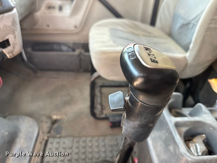 image for item DQ6771 2007 Sterling grapple crane truck