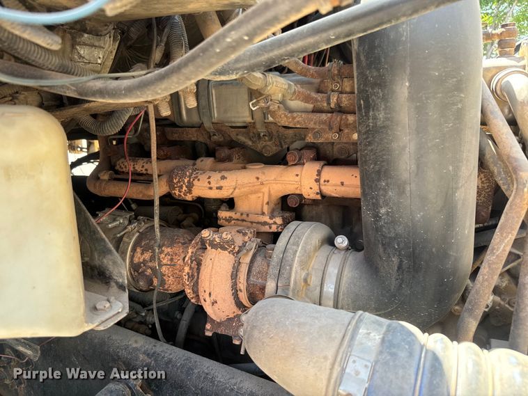 image for item DQ6771 2007 Sterling grapple crane truck