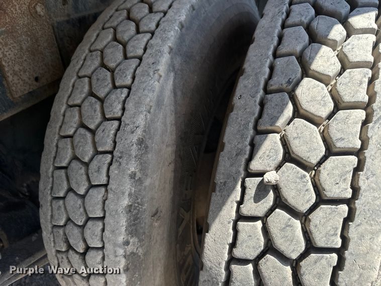 image for item DQ6771 2007 Sterling grapple crane truck