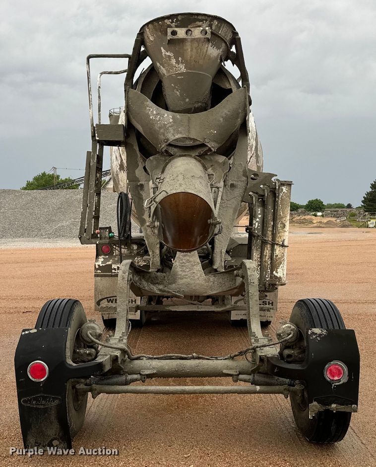 image for item DQ6777 1997 Mack RD690S ready mix truck