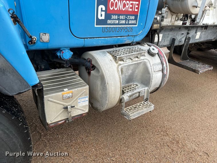 image for item DQ6777 1997 Mack RD690S ready mix truck