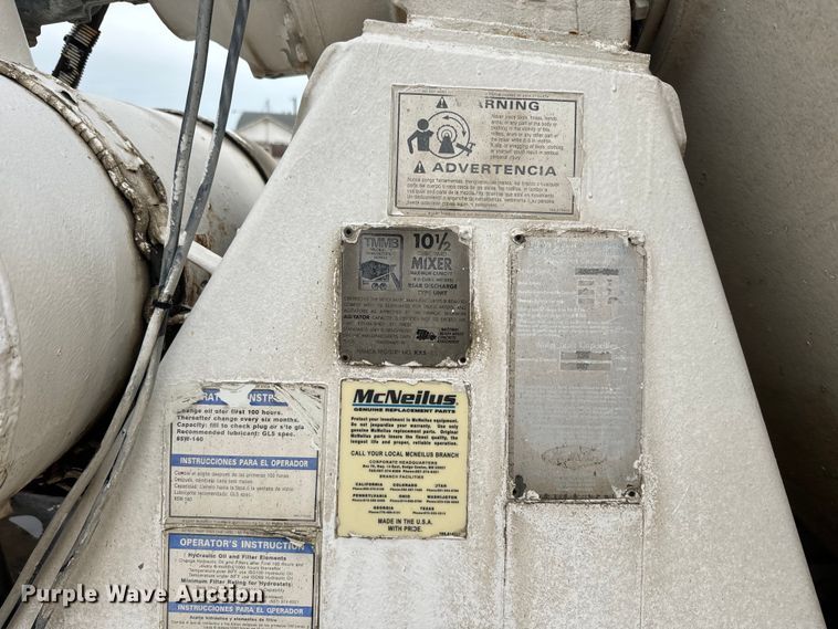 image for item DQ6777 1997 Mack RD690S ready mix truck