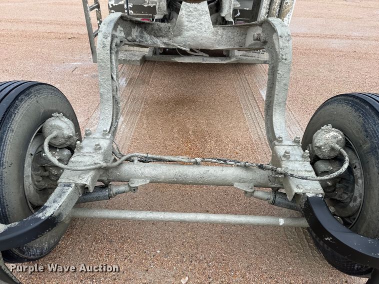 image for item DQ6777 1997 Mack RD690S ready mix truck