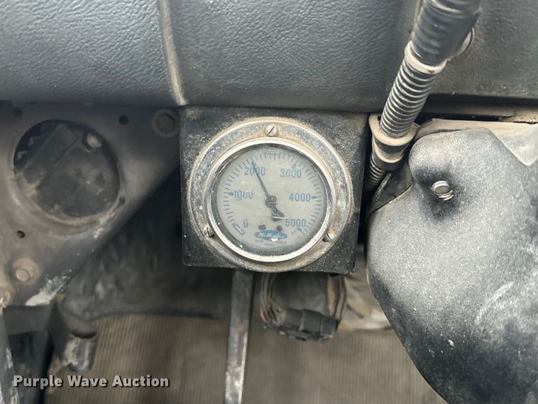 image for item DQ6777 1997 Mack RD690S ready mix truck