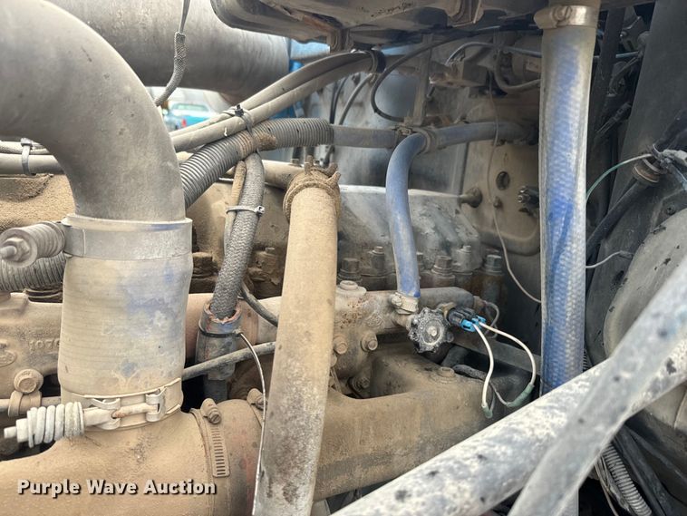 image for item DQ6777 1997 Mack RD690S ready mix truck