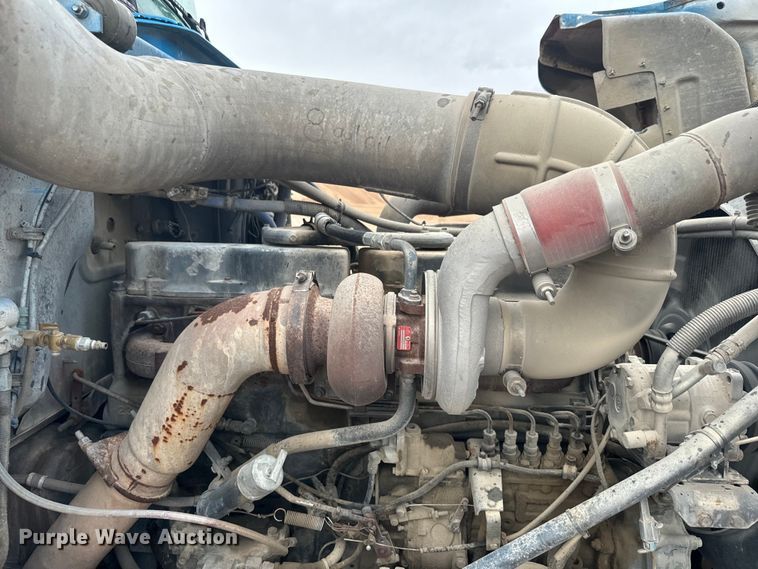 image for item DQ6777 1997 Mack RD690S ready mix truck