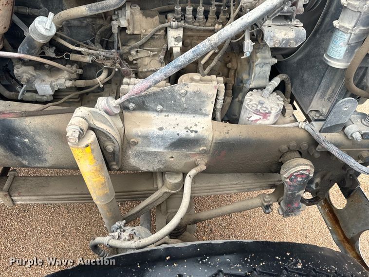 image for item DQ6777 1997 Mack RD690S ready mix truck