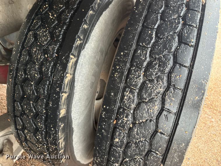 image for item DQ6777 1997 Mack RD690S ready mix truck