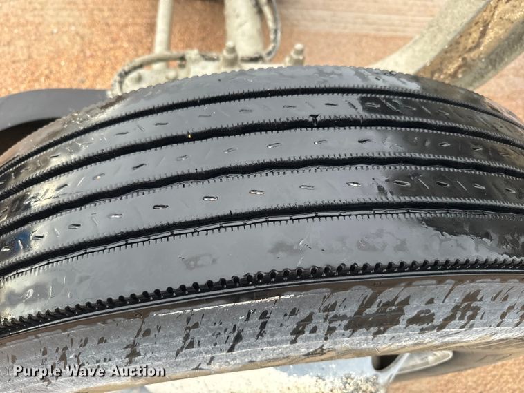 image for item DQ6777 1997 Mack RD690S ready mix truck