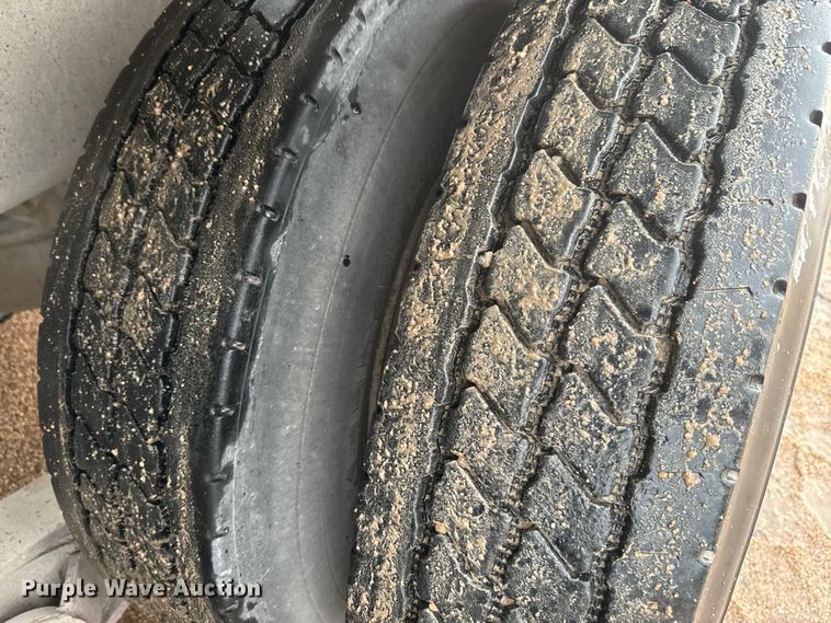 image for item DQ6777 1997 Mack RD690S ready mix truck