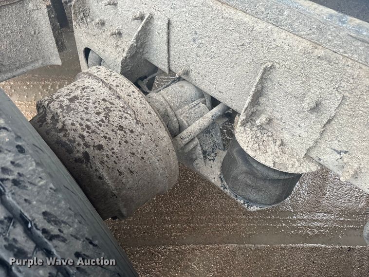 image for item DQ6778 2011 Mack CHU dump truck