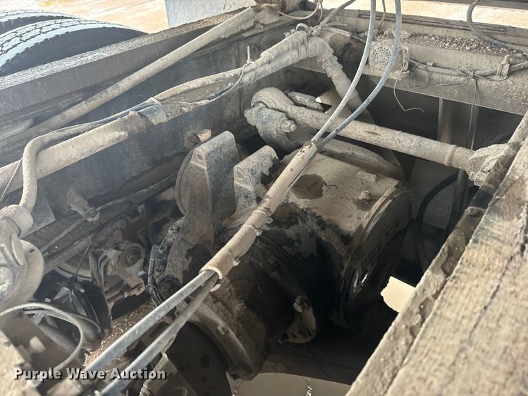 image for item DQ6778 2011 Mack CHU dump truck