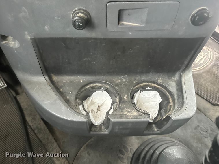 image for item DQ6778 2011 Mack CHU dump truck