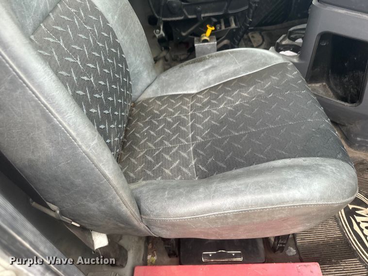 image for item DQ6778 2011 Mack CHU dump truck