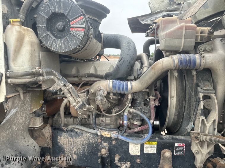 image for item DQ6778 2011 Mack CHU dump truck