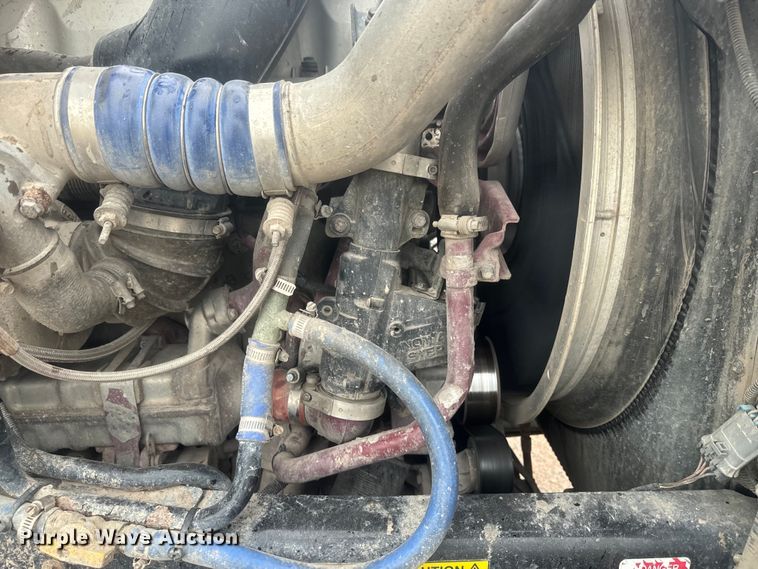 image for item DQ6778 2011 Mack CHU dump truck