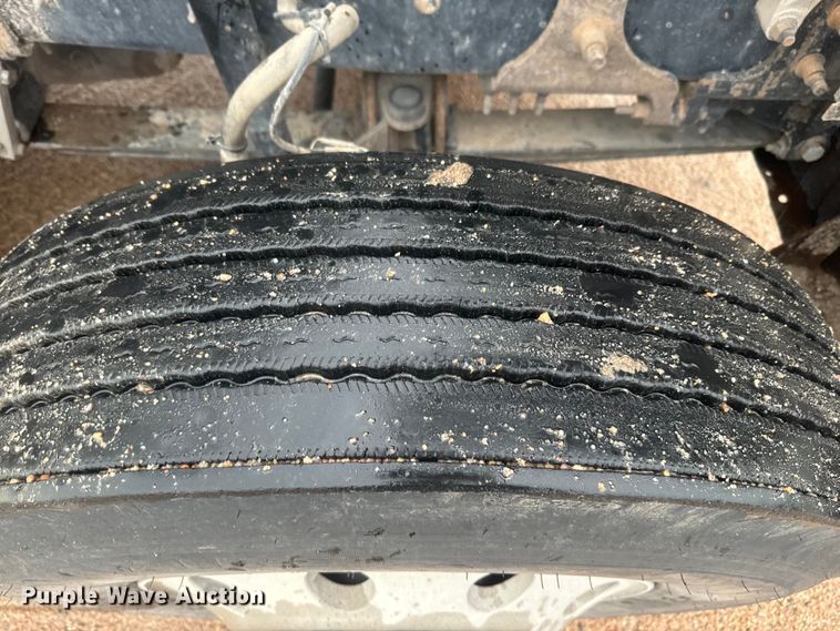 image for item DQ6778 2011 Mack CHU dump truck