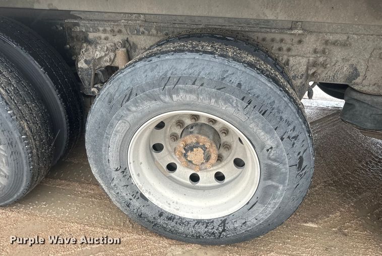 image for item DQ6778 2011 Mack CHU dump truck