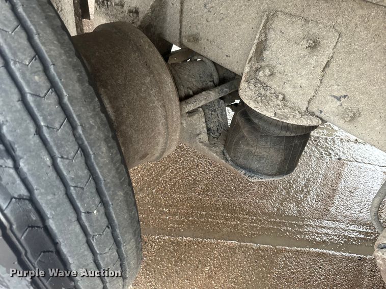 image for item DQ6778 2011 Mack CHU dump truck