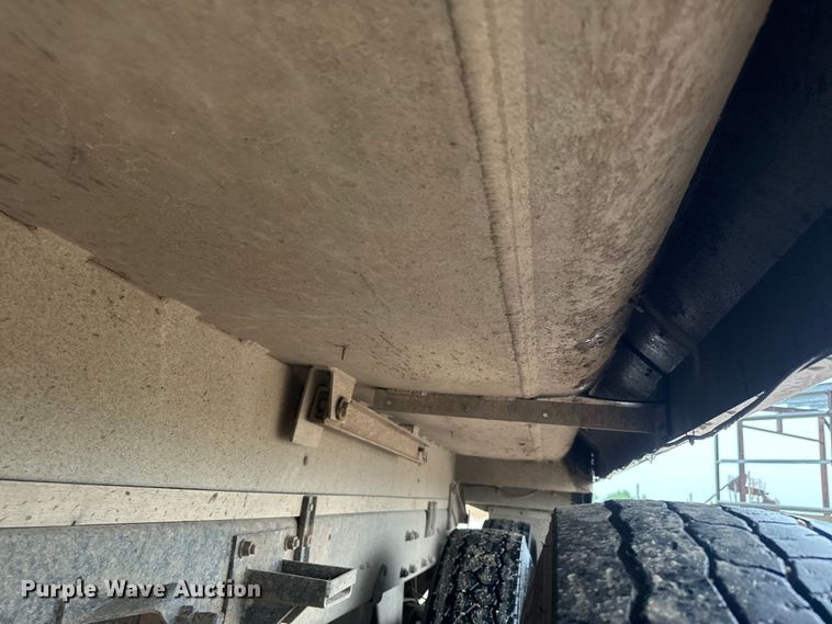 image for item DQ6779 1996 Mack RD688S dump truck