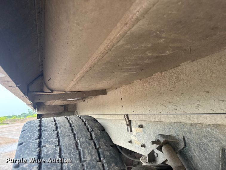 image for item DQ6779 1996 Mack RD688S dump truck