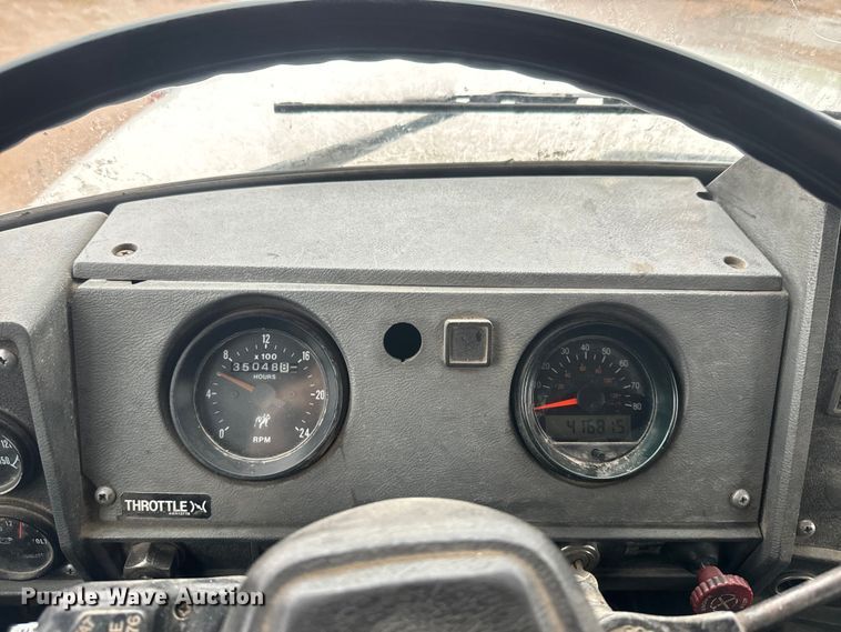 image for item DQ6779 1996 Mack RD688S dump truck