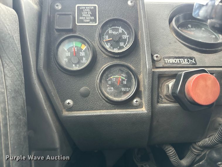 image for item DQ6779 1996 Mack RD688S dump truck