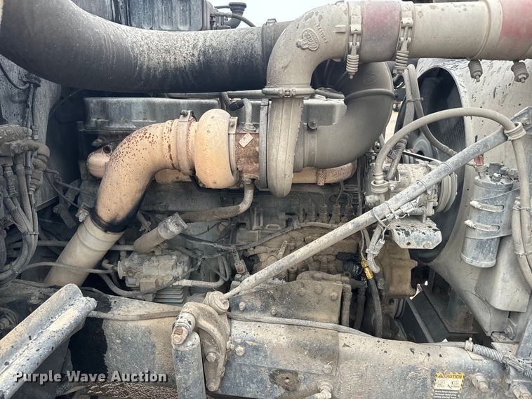 image for item DQ6779 1996 Mack RD688S dump truck