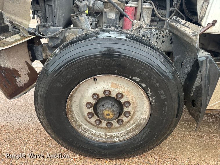 image for item DQ6779 1996 Mack RD688S dump truck