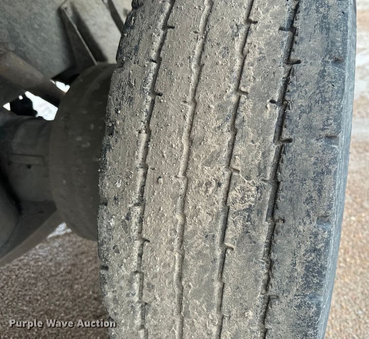 image for item DQ6779 1996 Mack RD688S dump truck