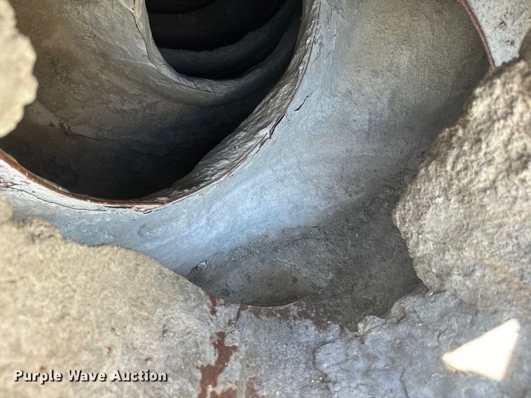 image for item DQ6782 1997 Mack RD690S ready mix truck