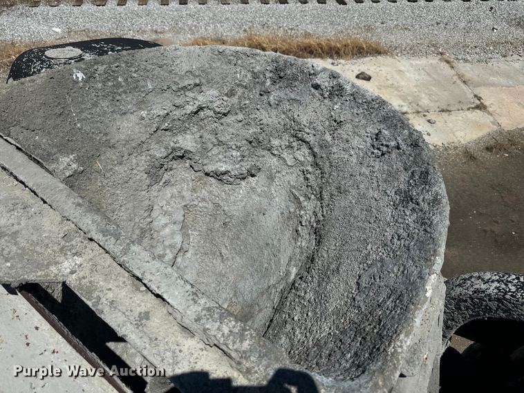 image for item DQ6782 1997 Mack RD690S ready mix truck