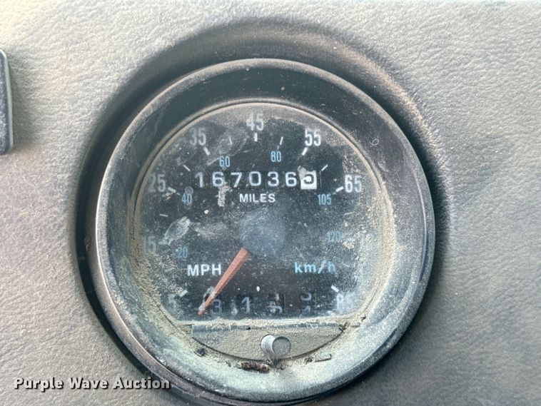 image for item DQ6782 1997 Mack RD690S ready mix truck