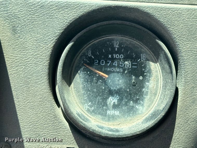 image for item DQ6782 1997 Mack RD690S ready mix truck