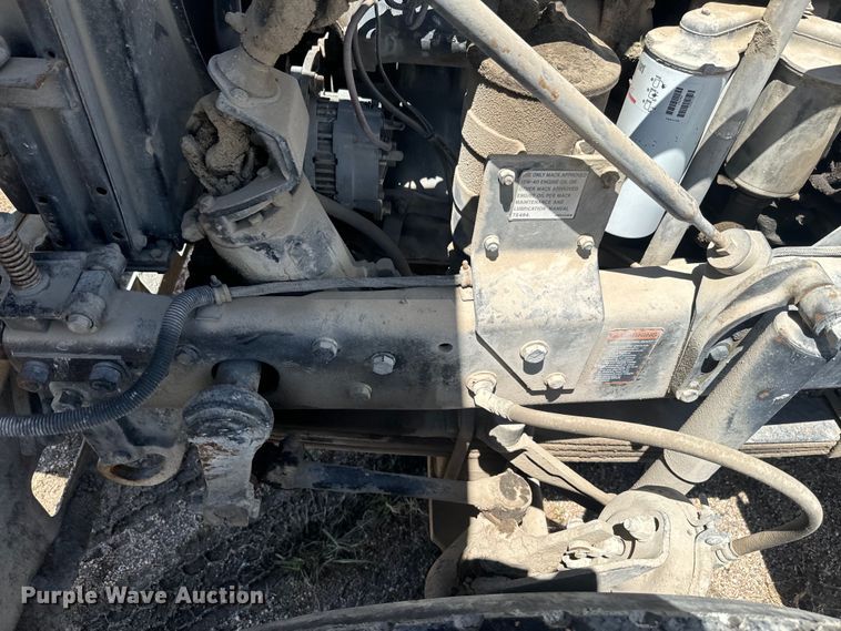 image for item DQ6782 1997 Mack RD690S ready mix truck