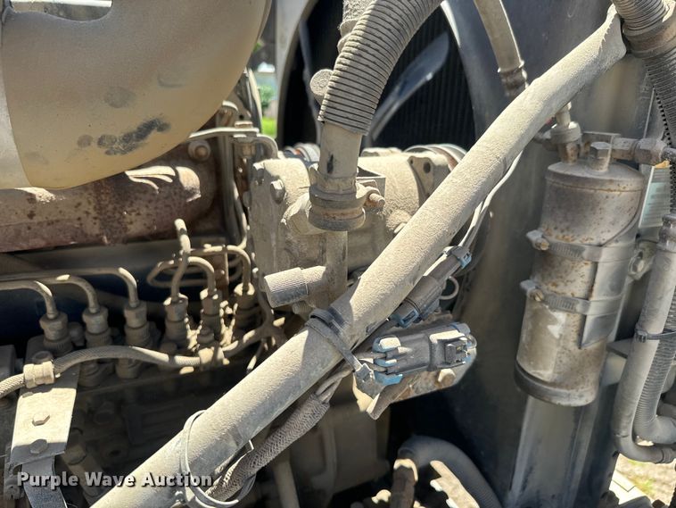 image for item DQ6782 1997 Mack RD690S ready mix truck