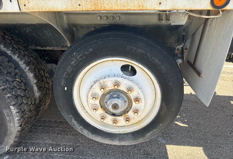 image for item DQ6782 1997 Mack RD690S ready mix truck