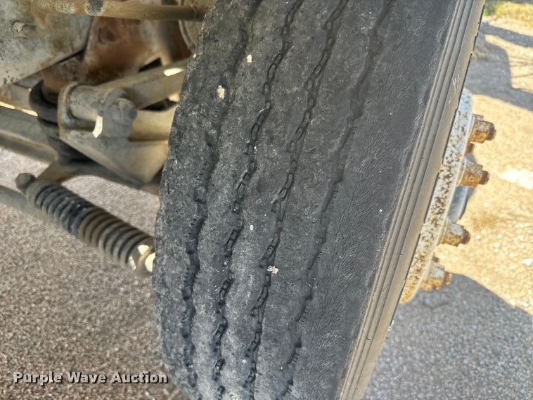 image for item DQ6782 1997 Mack RD690S ready mix truck