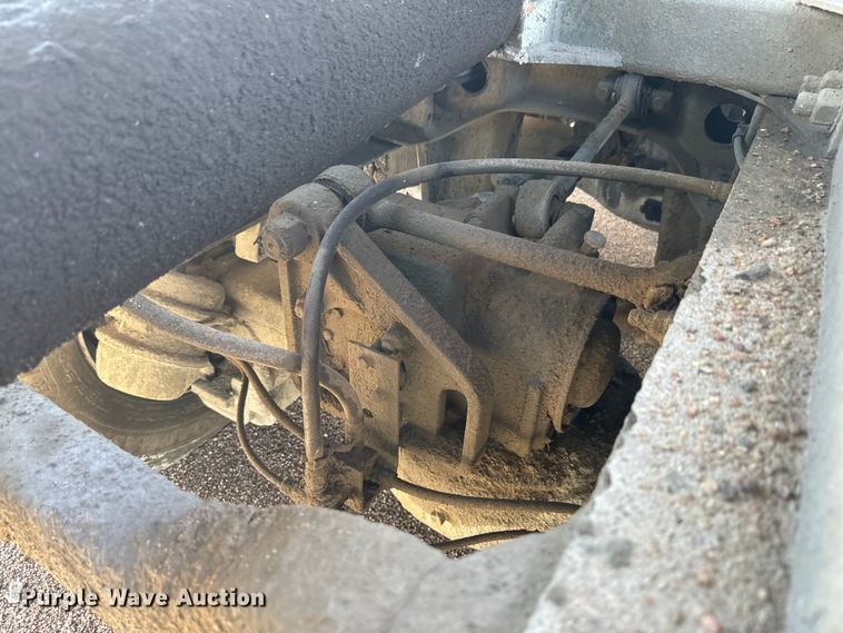 image for item DQ6782 1997 Mack RD690S ready mix truck