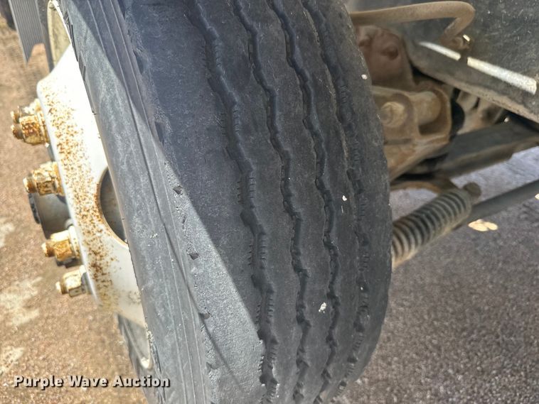 image for item DQ6782 1997 Mack RD690S ready mix truck