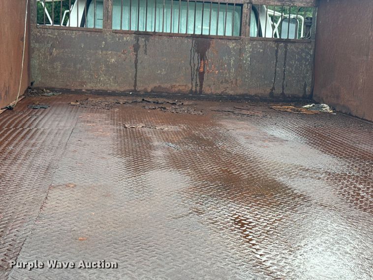 image for item DQ6802 1993 Ford F700 dump flatbed truck