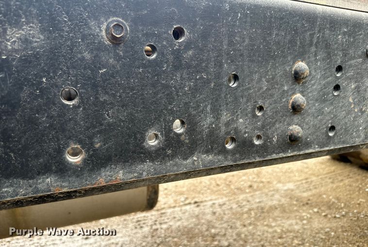 image for item DQ6802 1993 Ford F700 dump flatbed truck