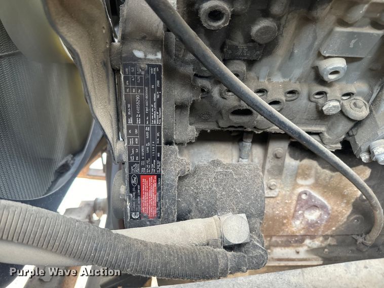 image for item DQ6802 1993 Ford F700 dump flatbed truck